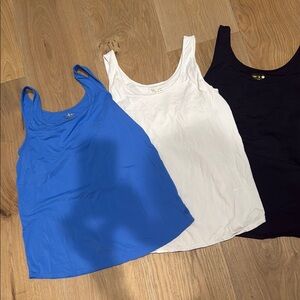 Lilly Pulitzer Blue and White Fitted Sleeveless Tank Top